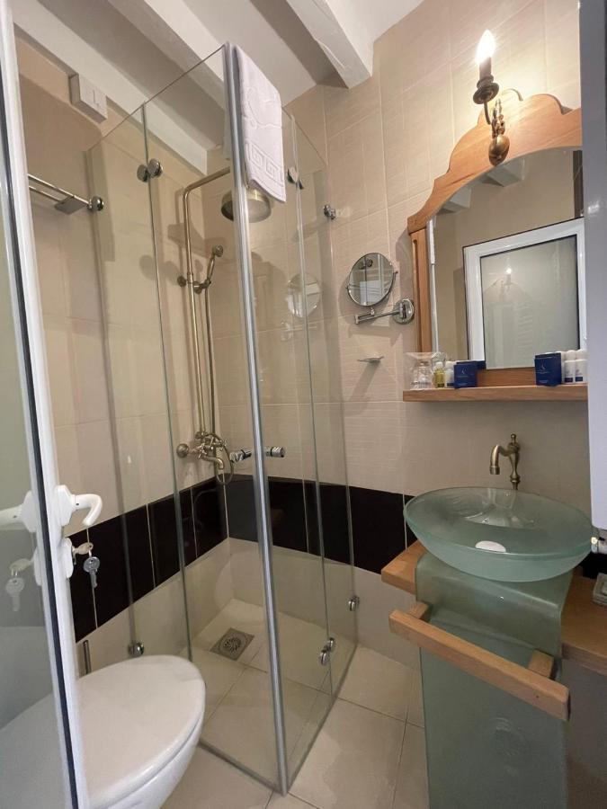 Garni Hotel Oblacinsko Jezero Oblacina Eksteriør bilde