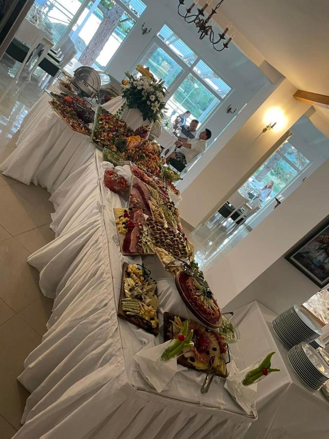 Garni Hotel Oblacinsko Jezero Oblacina Eksteriør bilde