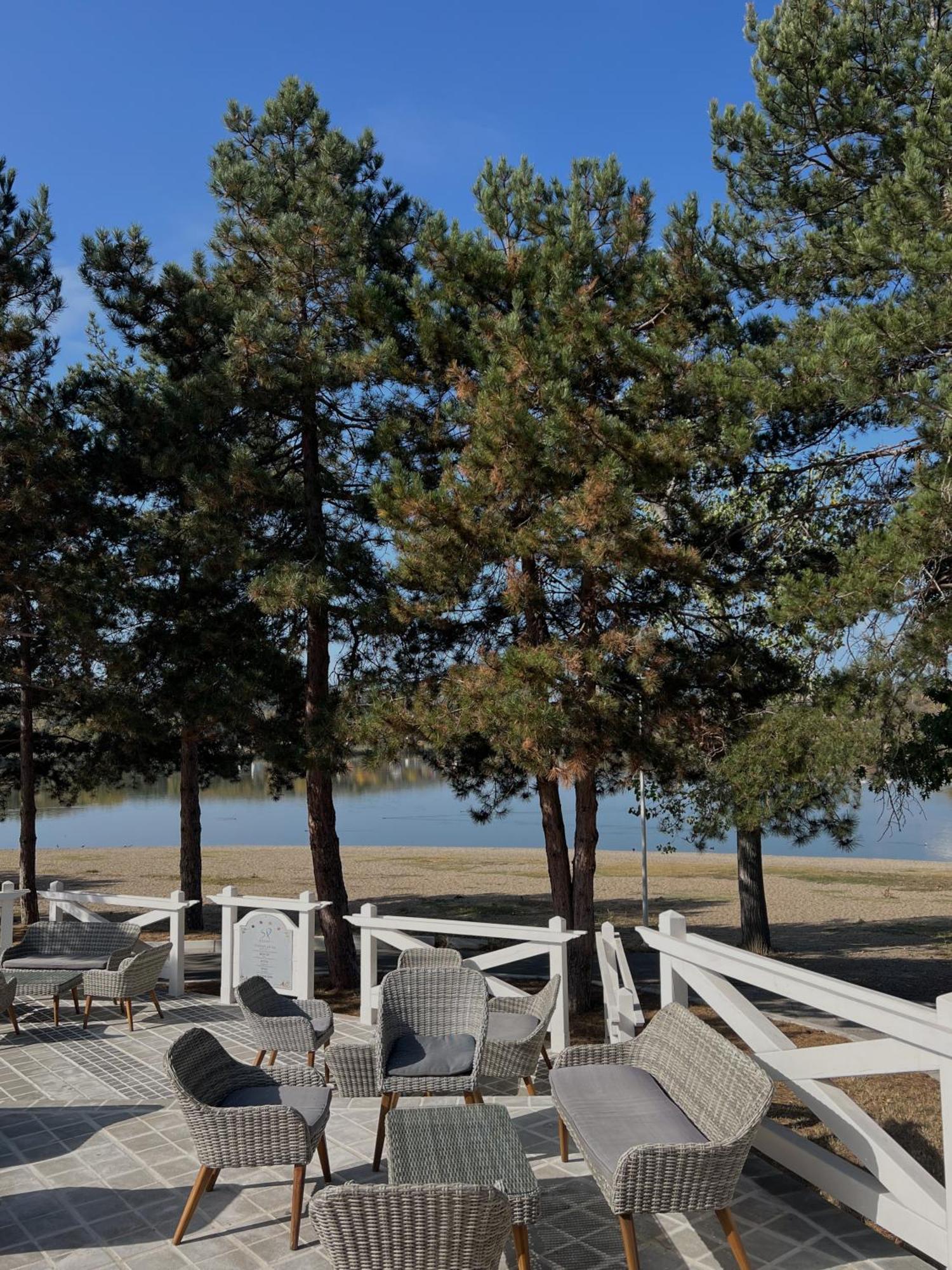 Garni Hotel Oblacinsko Jezero Oblacina Eksteriør bilde