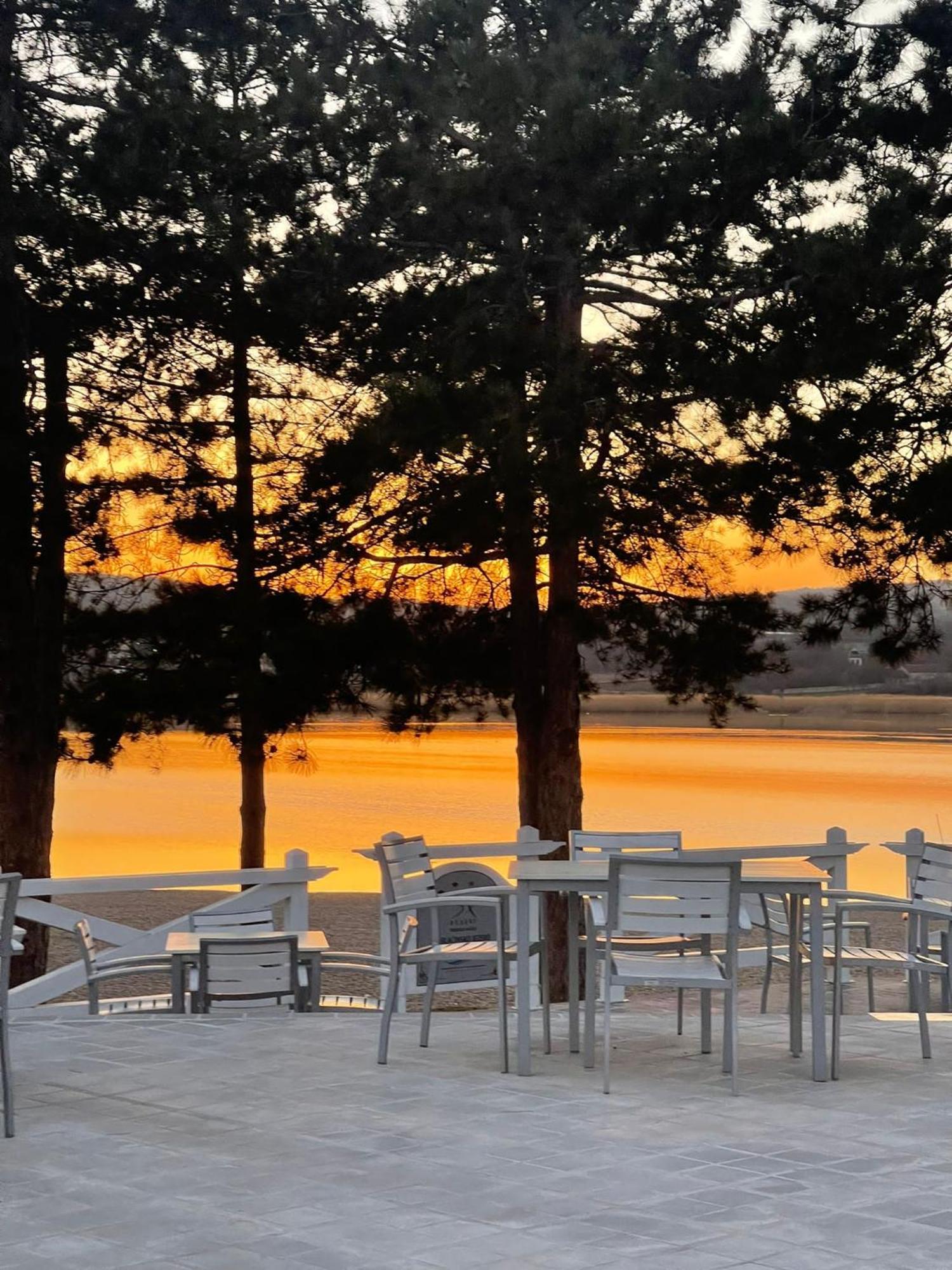 Garni Hotel Oblacinsko Jezero Oblacina Eksteriør bilde